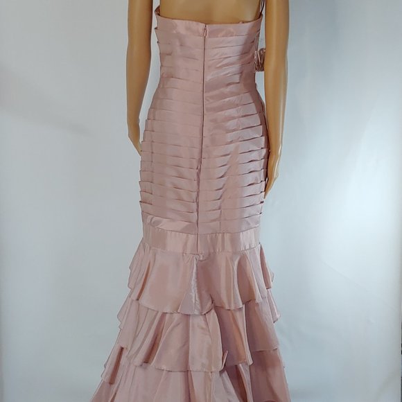 NWT Feriani Mermaid Style Formal Gown in Mauve - Picture 2 of 6
